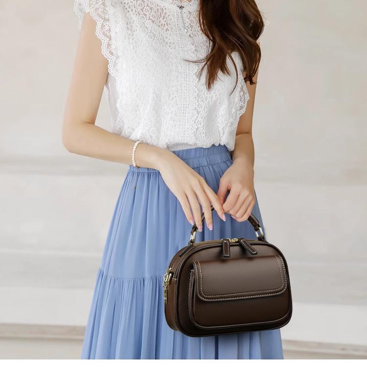 (BUY 1 GET 1 FREE) Elegant double-layer shoulder bag with wide strap