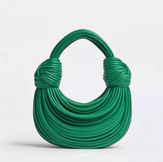 THE IRIS HANDBAG IN PURE LEATHER